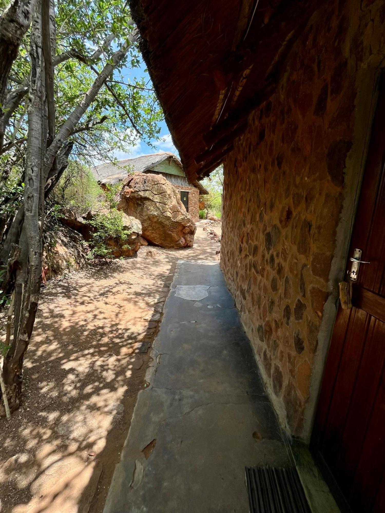 Hotel Kaoxa Bush Camp Alldays Esterno foto